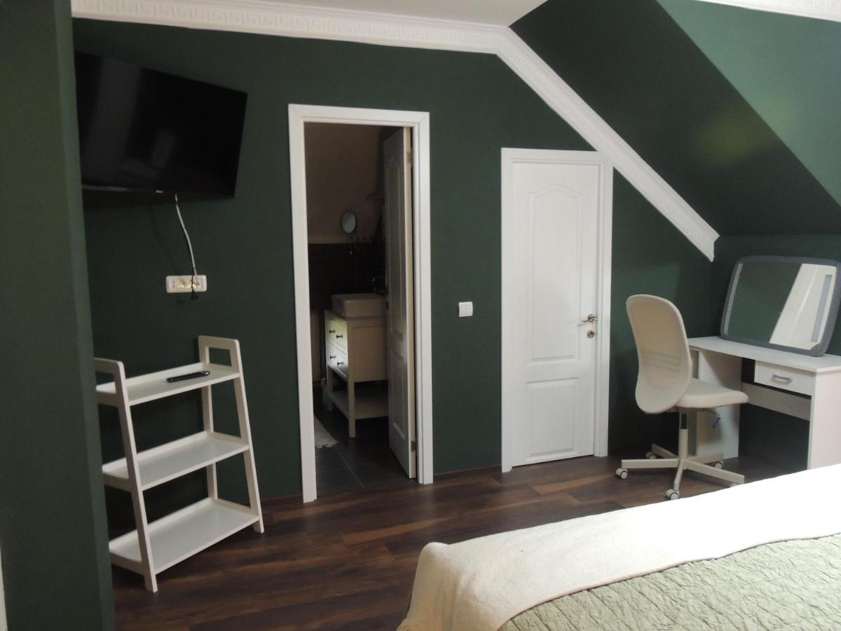 Hotel Blue Sky House Balotesti Zewnętrze zdjęcie